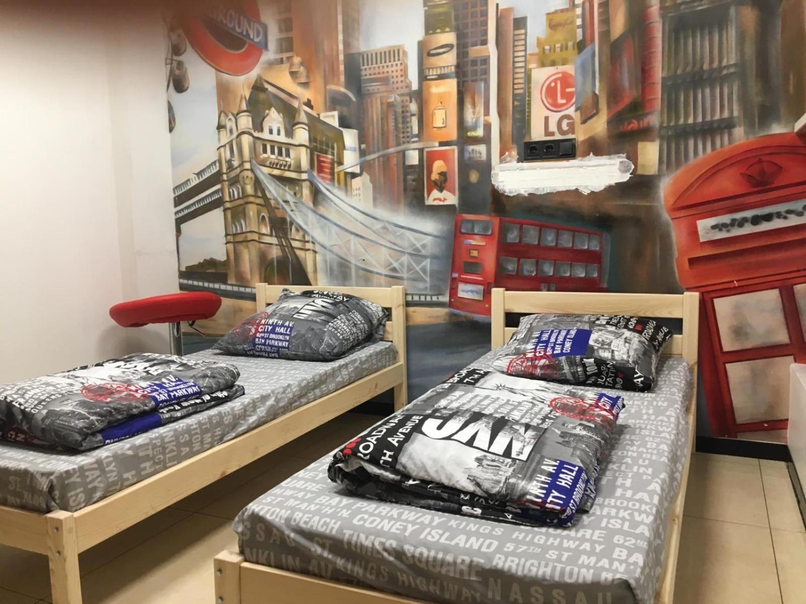 Underground Hostel Киев Экстерьер фото
