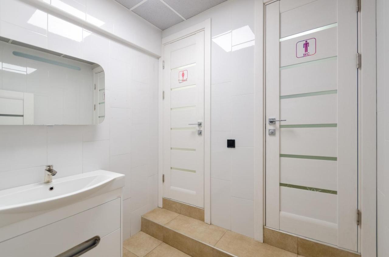 Underground Hostel Киев Экстерьер фото
